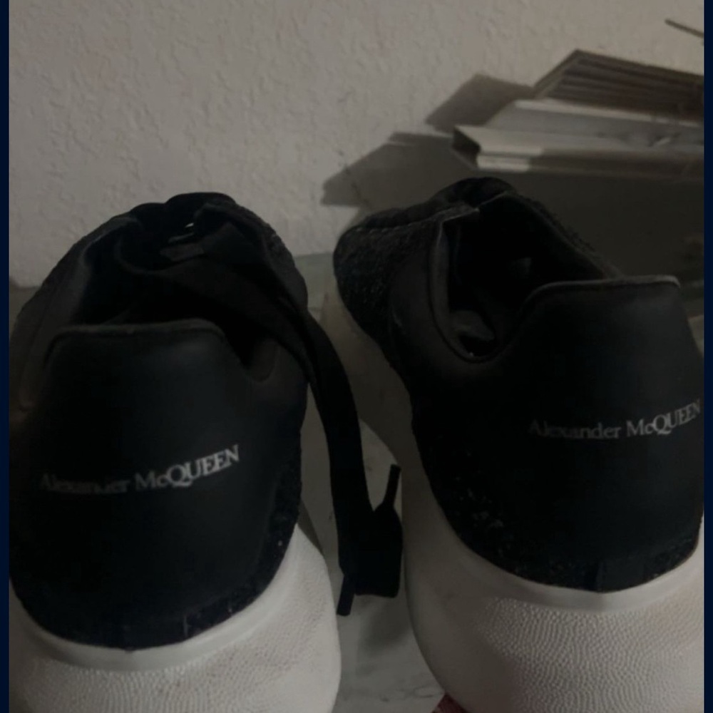 Alexander McQueen Black Low-Top Sneakers